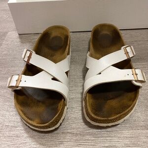 Birkenstock Yao Size 39 Women’s White Sandals